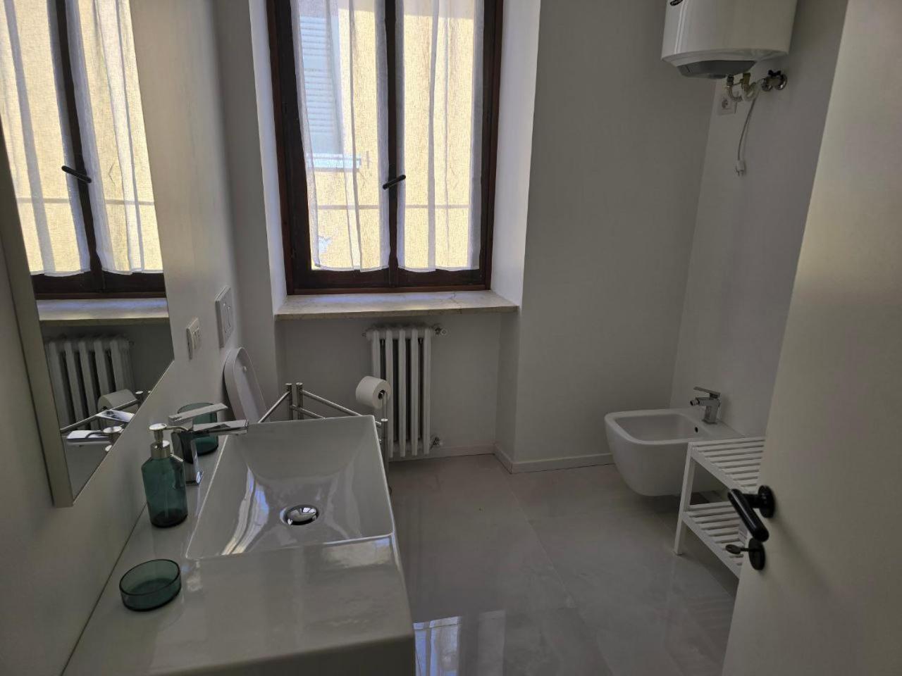 La Torretta Apartment Πεσκιέρα ντελ Γκάρντα Εξωτερικό φωτογραφία